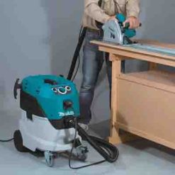 Makita Dust Extractor