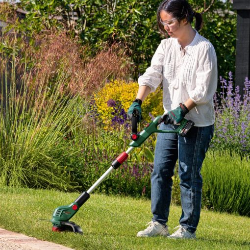 Bosch Cordless Grass Trimmer UniversalGrassCut 18V-26-500