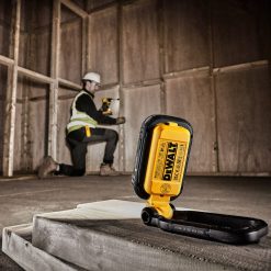 toptopdealcouk-dewalt-dcl182-usb-rechargeable-task-light